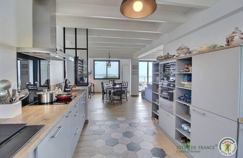 Ploubazlanec Maison | 104 m² Gîte ∙ 3 chambres ∙ 5 personnes