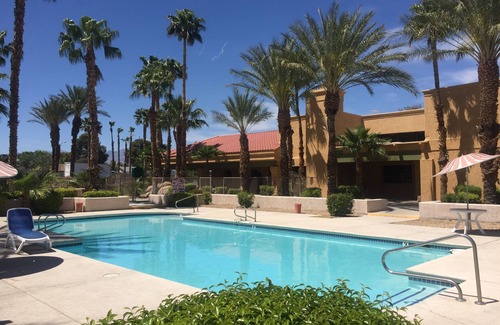 Spring Valley Copropriété | 104 Newly Remodeled Super Clean Condominium - Minutes from the Strip