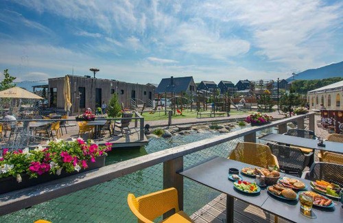 Demanova Station Balnéaire | 105 m² Résidence de vacances ∙ 4 chambres ∙ 127 personnes
