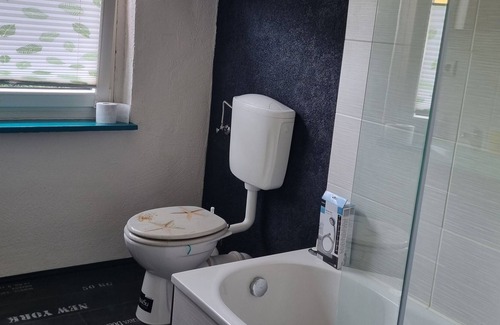 Neubukow Appartement | 105qm Ferienwohnung mit Ostseenähe, Ruhig Gelegen, bis 6 Personen