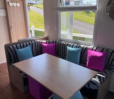 Ayr Appartement | 107 Arran View with WiFi