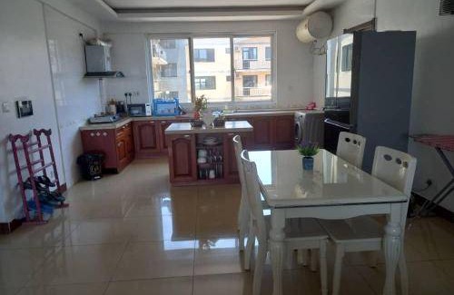 Msasani Appartement | 109 m² Appartement ∙ 4 chambres ∙ 9 personnes