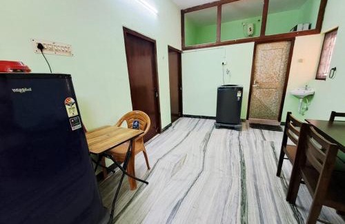 Velachery Maison | 10min Apollo Proton IITM DLF AirportF Entire house