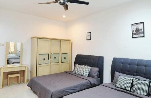 Hulu Kinta Maison | 10min to IPOH TOWN gunung lang 4br4bath 14 pax
