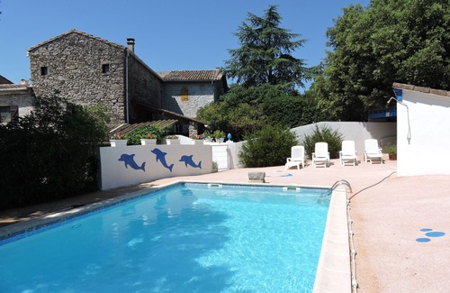 Anduze Chalet De Ski | 10mn from ANDUZE STUDIO with SPA/PISCINE/CLIM/WIFI/PARKING in quiet country
