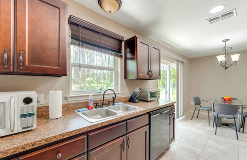 Candler Maison | 11 Mi to Silver Springs State Park: Forested Haven