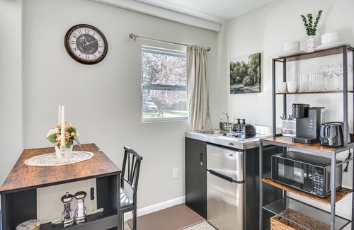 Northwest Appartement | 11 Mi to Virginia Beach Boardwalk: Studio Retreat!