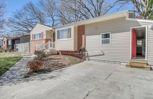 Northwest Appartement | 11 Mi to Virginia Beach Boardwalk: Studio Retreat!