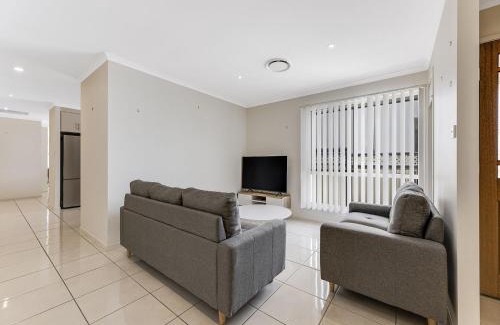 Golden Beach Maison | 11 Wills Avenue Golden Beach QLD