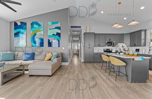 Mississippi City Maison | 110 East Beach Blvd