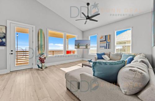 Mississippi City Maison | 110 East Beach Blvd