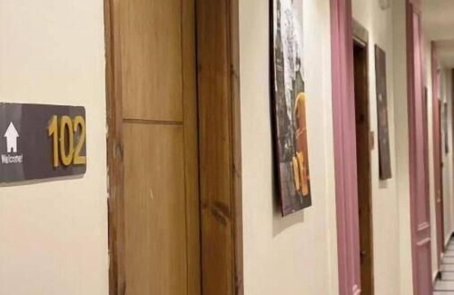 Muharam Bik Appartement | 110 Golden Hoster Downtown