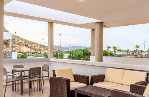 Ait Youssef Ou Ali Hôtel | 110 m² Hôtel ∙ 127 personnes