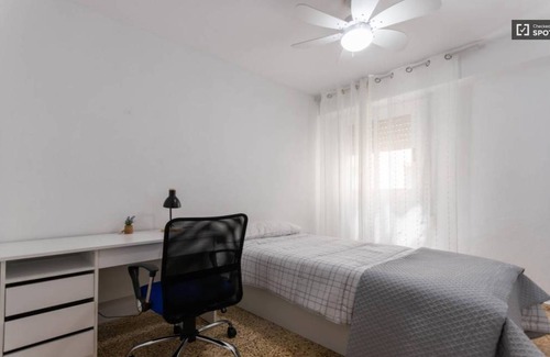 Godella Station Balnéaire | 110 m² Chambre privée ∙ 1 chambre ∙ 2 personnes
