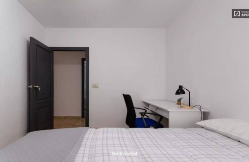 Godella Station Balnéaire | 110 m² Chambre privée ∙ 1 chambre ∙ 2 personnes