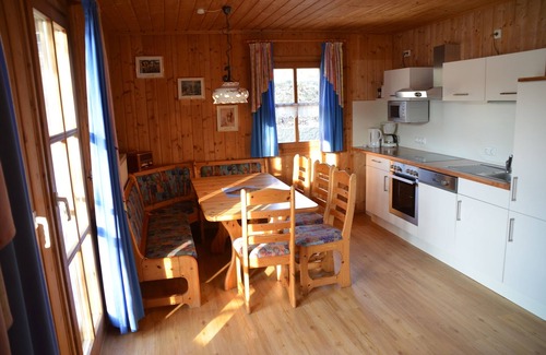 Neunburg vorm Wald Appartement | Grande maison en bois indépendante de 110 m² avec 3 chambres