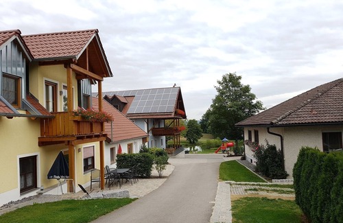 Neunburg vorm Wald Appartement | Grande maison en bois indépendante de 110 m² avec 3 chambres
