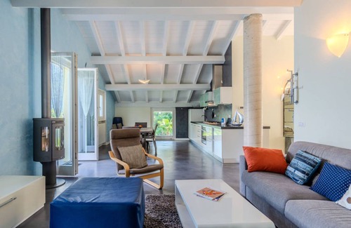 Claino Con Osteno Appartement | 112 m² Appartement ∙ 1 chambre ∙ 6 personnes