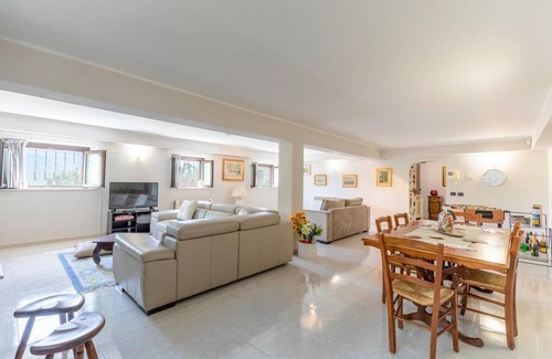 Campello sul Clitunno Appartement | 112 m² Appartement ∙ 1 chambre ∙ 4 personnes