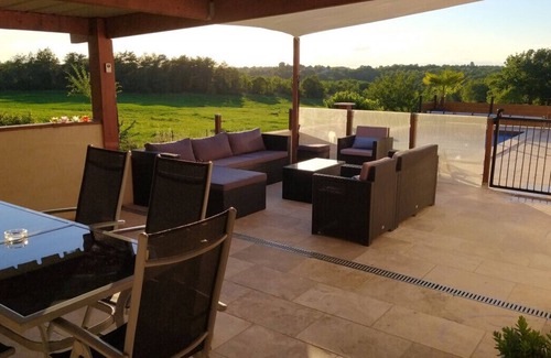 Labastide-Marnhac Maison | Villa privative 115 m2 au calme avec vue et piscine privée chauffée