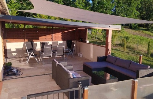 Labastide-Marnhac Maison | Villa privative 115 m2 au calme avec vue et piscine privée chauffée