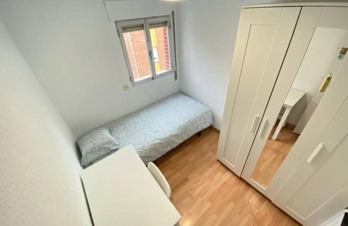 Villaverde Station Balnéaire | 115 m² Chambre privée ∙ 1 chambre ∙ 1 personne
