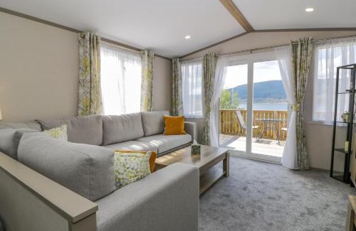 Cove Maison | 11A Mansion View