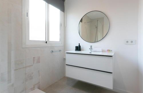 Hostafrancs Appartement | 11CRC1037 Newly decorated apartment near Sants Station