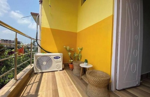 Jorhat Maison | 11th Nest ~ A Santorini home,1bhk with AC