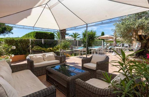 Cargese Hôtel | 12 m² Hôtel ∙ 3 chambres ∙ 6 personnes
