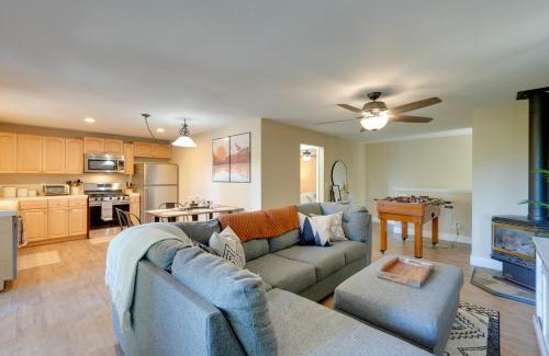 Pollock Pines Maison | 12 Mi to Apple Hill Family-Friendly Cabin Retreat