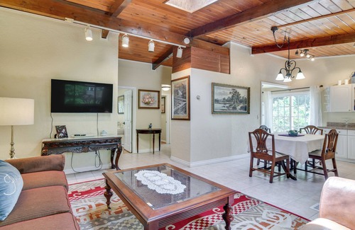 Aloha Maison | Charming Aloha Vacation Rental, 12 Mi to Portland!