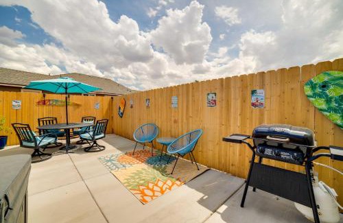 Spanish Springs Appartement | 12 Mi to Reno Hot Tub Haven in Sparks!