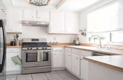 Summerlin Maison | Profitez d’une maison d’hiver, d’un spa de piscine, bien situé, à 15 min