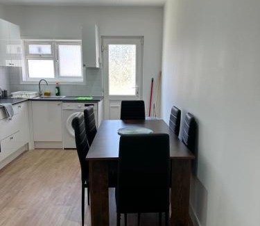 Upper Edmonton Maison | 12 minuets walk to Tottenham stadium