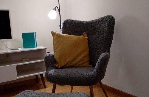Bagnoli Appartement | 12 minutes from the historic center. 4 Bed 2 Room Apartment Maradona Stadium