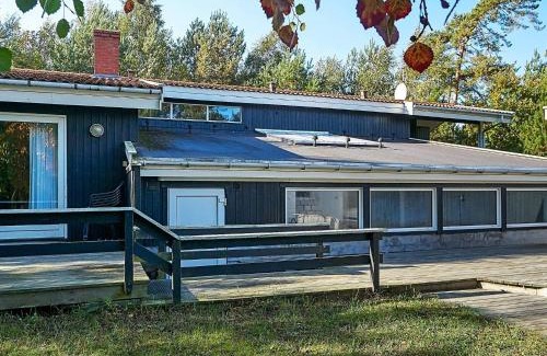 Bedegaard Maison | 12 person holiday home in Nexø