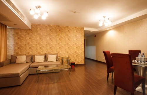 Khlong Toei Nuea Appartement | 120 m² Appartement ∙ 2 chambres ∙ 6 personnes