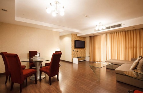 Khlong Toei Nuea Appartement | 120 m² Appartement ∙ 2 chambres ∙ 6 personnes