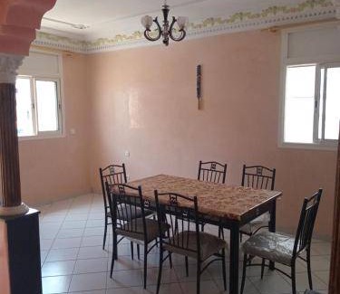 Cite Charaf Appartement | 120 m² Appartement ∙ 2 chambres ∙ 4 personnes