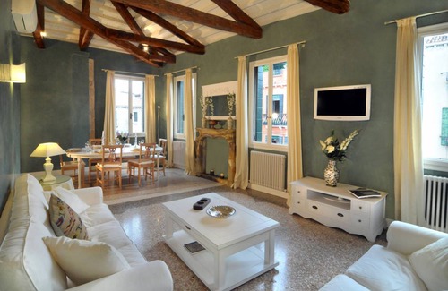 Dorsoduro Appartement | 120 m² Appartement ∙ 2 chambres ∙ 5 personnes