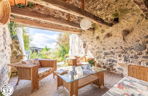 Tauves Maison | 120 m² Gîte ∙ 2 chambres ∙ 5 personnes