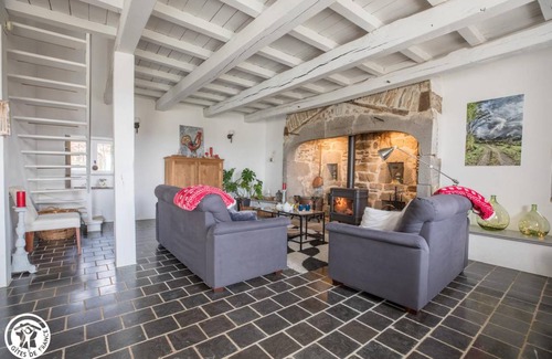 Tauves Maison | 120 m² Gîte ∙ 2 chambres ∙ 5 personnes