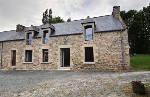 Pluduno Maison | 120 m² Gîte ∙ 4 chambres ∙ 6 personnes