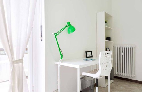 Cesano Boscone Station Balnéaire | 120 m² Chambre privée ∙ 1 chambre ∙ 1 personne