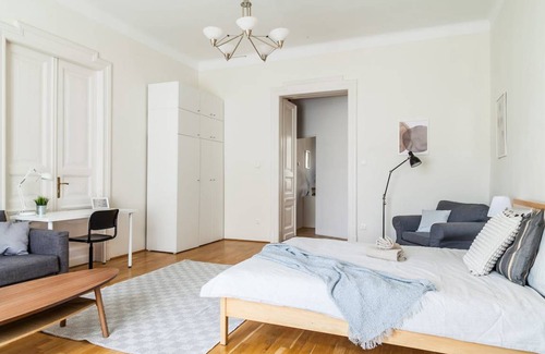 Terezvaros Station Balnéaire | 120 m² Chambre privée ∙ 1 chambre ∙ 1 personne
