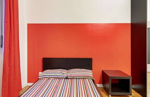 Guastalla Station Balnéaire | 120 m² Chambre privée ∙ 1 chambre ∙ 1 personne