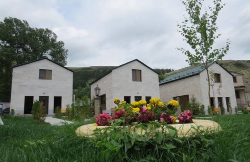 Tsaghkadzor Station Balnéaire | 120 m² Résidence de vacances ∙ 3 chambres ∙ 8 personnes