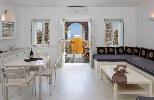 Imerovigli Station Balnéaire | 120 m² Résidence de vacances ∙ 3 chambres ∙ 20 personnes