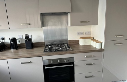 Hull Maison | 122 Wordcarr House